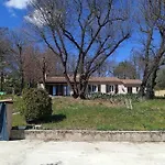 Maison Au Pays Des Lavandes Et De La Vigne Villa *