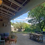 Maison Au Pays Des Lavandes Et De La Vigne Pierrevert